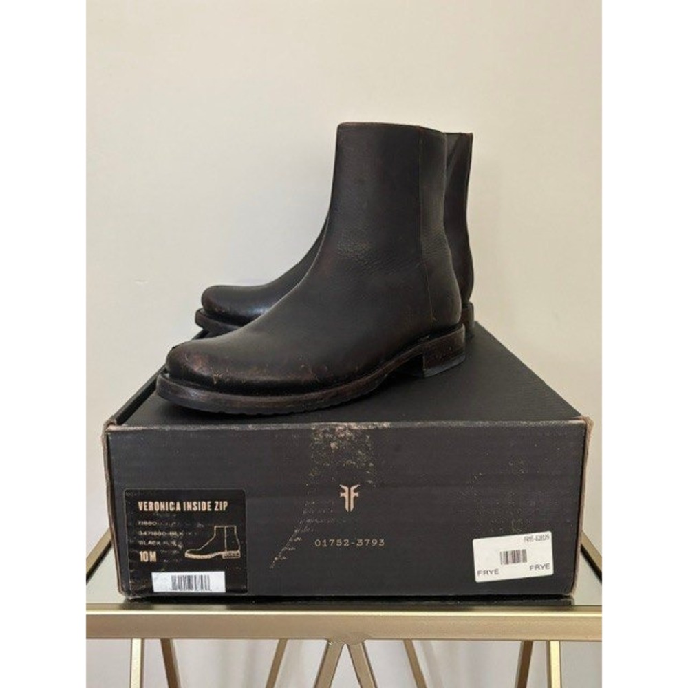 Frye Veronica Inside Zip Black Leather Distressed Ankle Boots Women's 10M - Picture 3 of 13